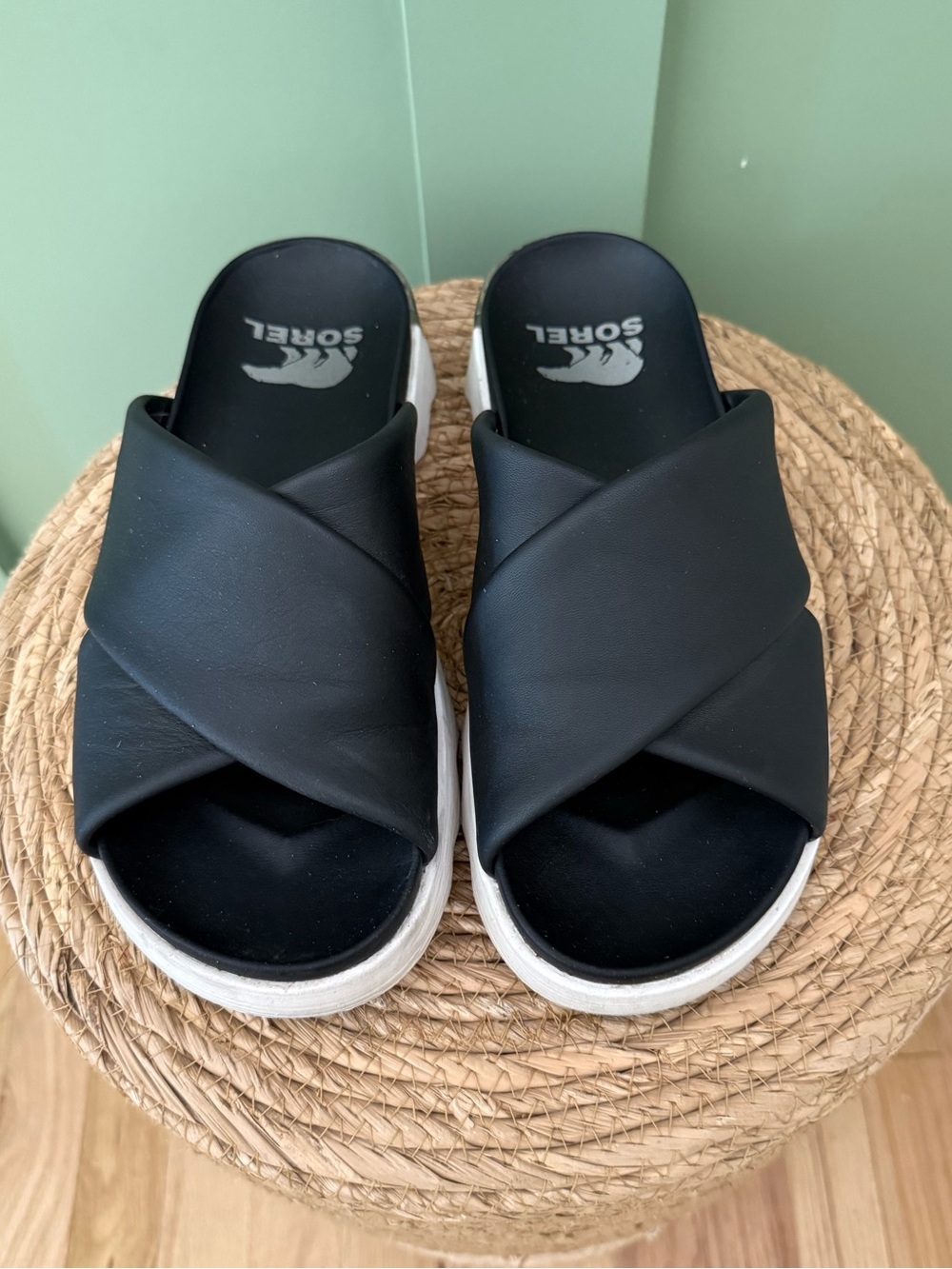 Sorel Slides - Picture 2 of 4